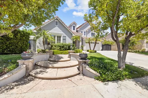 Exterior - 1997 Arielle Ln, Simi Valley, CA 93065 photo 2 of 14