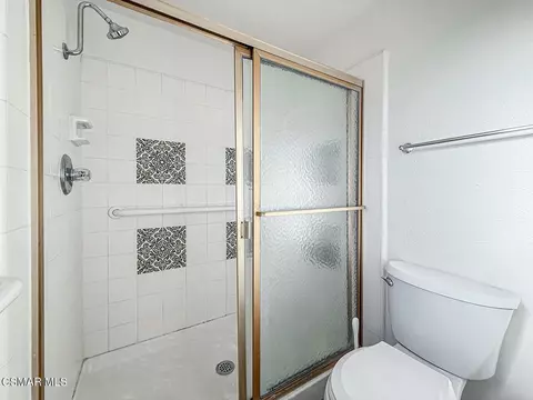 Bath - 2188 E Fernview St, Simi Valley, CA 93065 photo 5 of 5