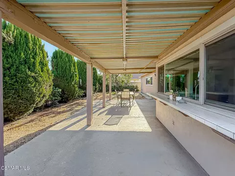 Exterior - 2188 E Fernview St, Simi Valley, CA 93065 photo 5 of 11