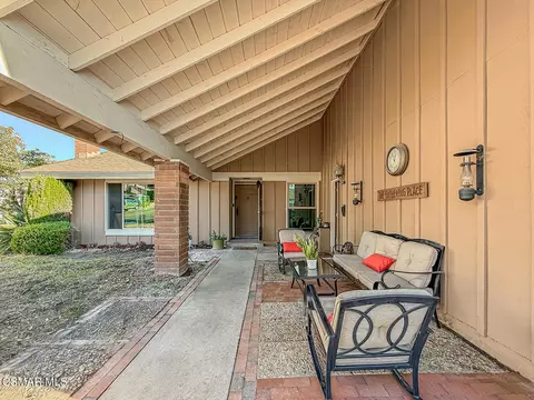 Exterior - 2188 E Fernview St, Simi Valley, CA 93065 photo 2 of 11