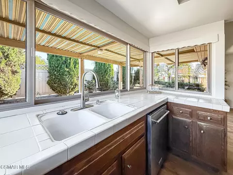 Kitchen - 2188 E Fernview St, Simi Valley, CA 93065 photo 5 of 6