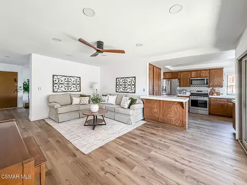 Living - 2188 E Fernview St, Simi Valley, CA 93065 photo 3 of 3