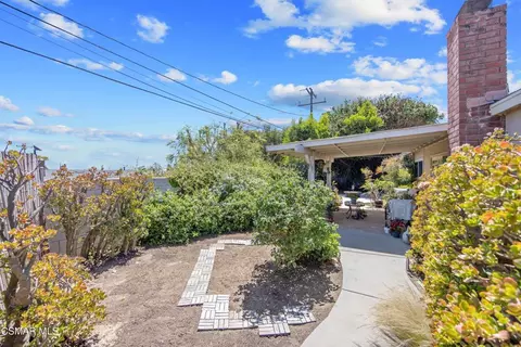 Exterior - 1324 Melia St, Camarillo, CA 93010 photo 8 of 15