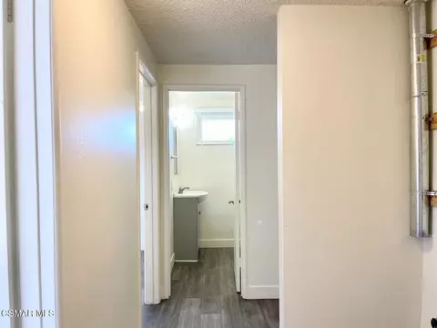 Entry Way - 1404 4th St, Simi Valley, CA 93065 photo 2 of 3