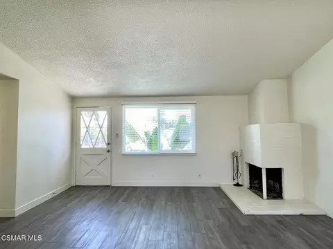 Living - 1404 4th St, Simi Valley, CA 93065 photo 3 of 4