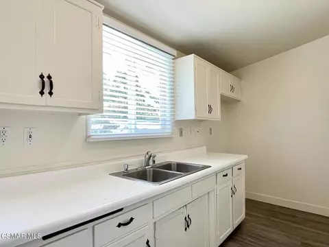 Kitchen - 1404 4th St, Simi Valley, CA 93065 photo 2 of 5