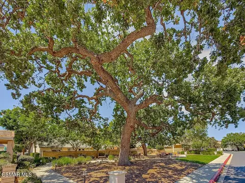 Exterior - 2037 Freesia Ave, Simi Valley, CA 93063 photo 5 of 5
