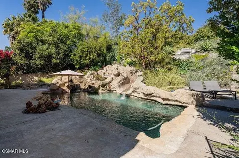 Exterior - 3582 Raincloud Ct, Thousand Oaks, CA 91362 photo 7 of 10
