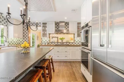 Kitchen - 3582 Raincloud Ct, Thousand Oaks, CA 91362 photo 4 of 5
