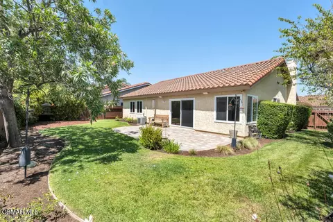 4745 Avedon Rd, Moorpark, CA 93021 photo 2