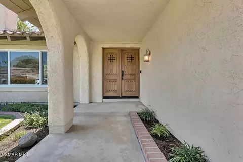 4745 Avedon Rd, Moorpark, CA 93021 photo 3