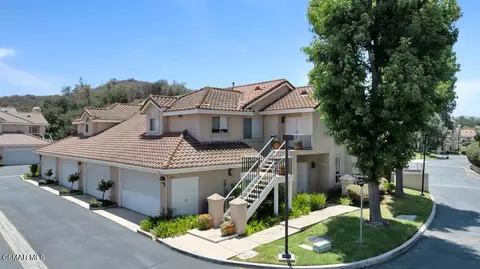 275 Ridgeton Ln #A, Simi Valley, CA 93065
