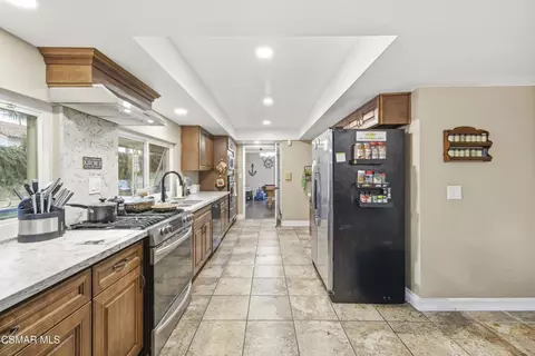Kitchen - 2151 Olga St, Oxnard, CA 93036 photo 3 of 3