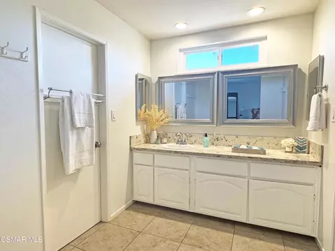 Bath - 2401 El Portal Way, Oxnard, CA 93035 photo 3 of 7