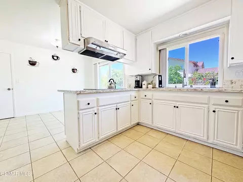 Kitchen - 2401 El Portal Way, Oxnard, CA 93035 photo 3 of 5
