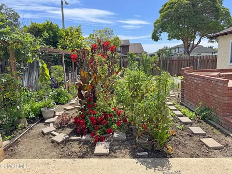 Exterior - 2401 El Portal Way, Oxnard, CA 93035 photo 3 of 14