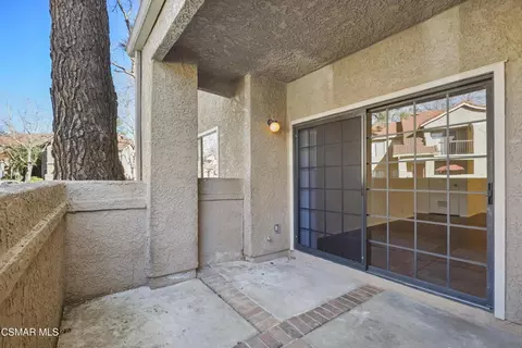 Exterior - 2304 Archwood Ln #92, Simi Valley, CA 93063 photo 2 of 5