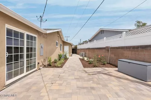 989 N Planetree Ave, Simi Valley, CA 93065 photo 25