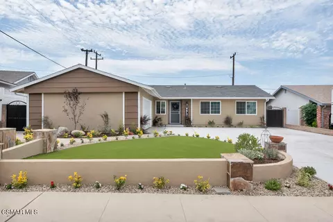 989 N Planetree Ave, Simi Valley, CA 93065 photo 1