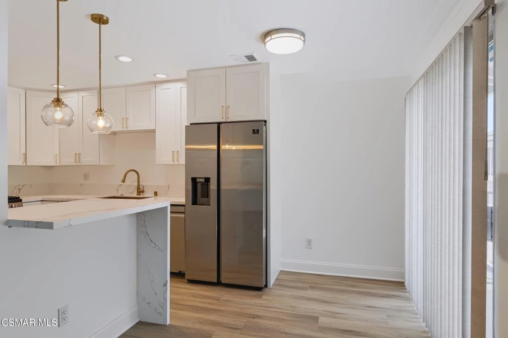 Kitchen - 510 Spring Rd #120, Moorpark, CA 93021 photo 1 of 7