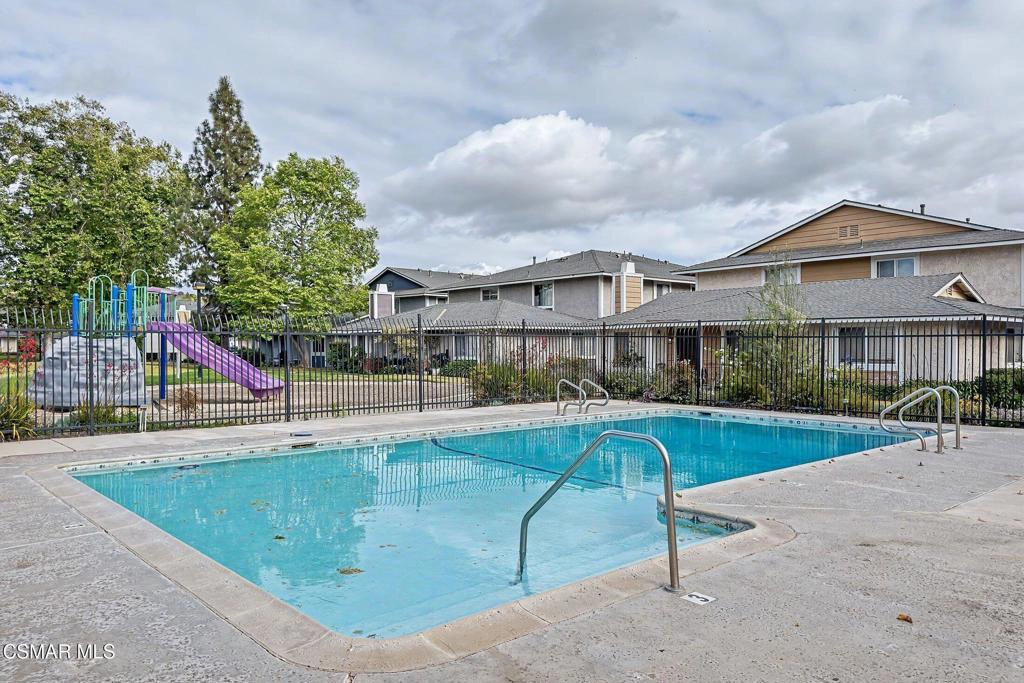 Exterior - 510 Spring Rd #120, Moorpark, CA 93021 photo 5 of 10