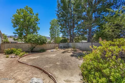 Exterior - 219 Meadow Mist Ct, Simi Valley, CA 93065 photo 3 of 9