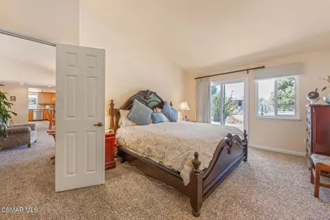 Bedroom - 219 Meadow Mist Ct, Simi Valley, CA 93065 photo 4 of 4