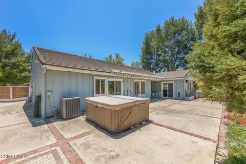 Exterior - 219 Meadow Mist Ct, Simi Valley, CA 93065 photo 6 of 9