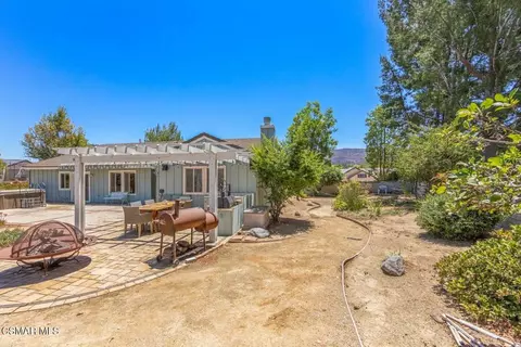 Exterior - 219 Meadow Mist Ct, Simi Valley, CA 93065 photo 2 of 9