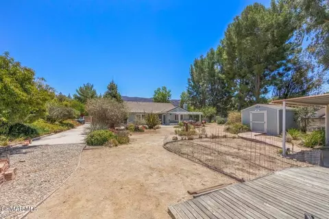 Exterior - 219 Meadow Mist Ct, Simi Valley, CA 93065 photo 4 of 9
