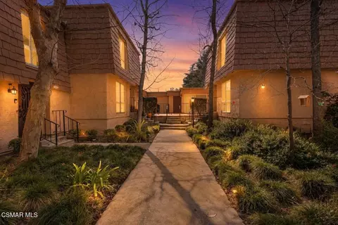4021 Yankee Dr, Agoura Hills, CA 91301