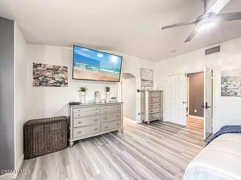 Bedroom - 215 Southcrest Pl, Simi Valley, CA 93065 photo 7 of 17