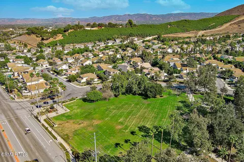View/Area - 215 Southcrest Pl, Simi Valley, CA 93065 photo 5 of 5