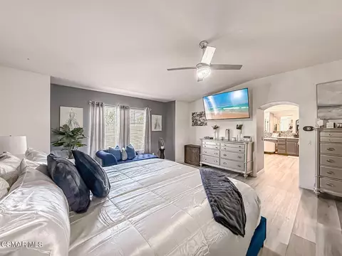 Bedroom - 215 Southcrest Pl, Simi Valley, CA 93065 photo 6 of 17