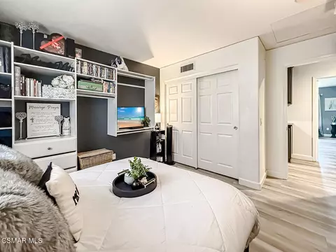 Bedroom - 215 Southcrest Pl, Simi Valley, CA 93065 photo 13 of 17