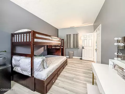 Bedroom - 215 Southcrest Pl, Simi Valley, CA 93065 photo 1 of 17