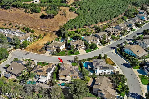 View/Area - 215 Southcrest Pl, Simi Valley, CA 93065 photo 2 of 5