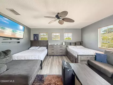 Bedroom - 215 Southcrest Pl, Simi Valley, CA 93065 photo 16 of 17