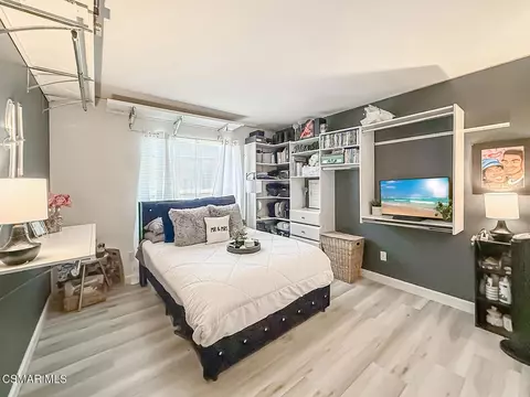 Bedroom - 215 Southcrest Pl, Simi Valley, CA 93065 photo 12 of 17