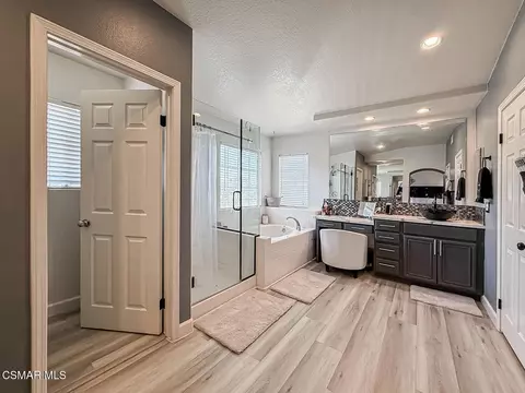 Bath - 215 Southcrest Pl, Simi Valley, CA 93065 photo 4 of 8