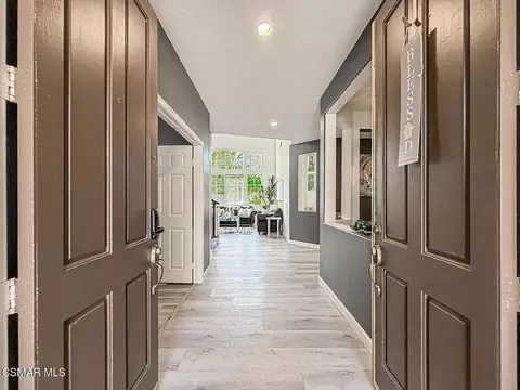 Entry Way - 215 Southcrest Pl, Simi Valley, CA 93065 photo 1 of 7