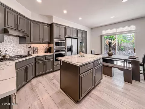 Kitchen - 215 Southcrest Pl, Simi Valley, CA 93065 photo 8 of 8