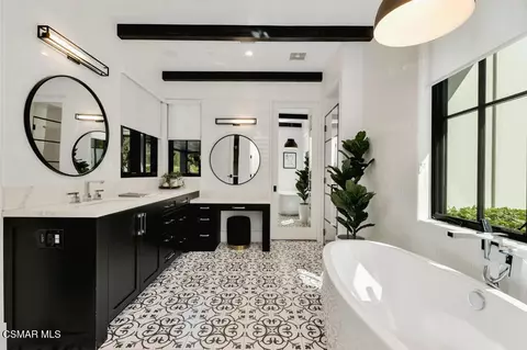 Bath - 3129 Milestone Ave, Simi Valley, CA 93065 photo 1 of 9