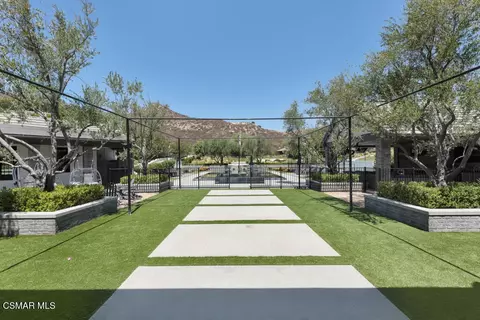 Exterior - 3129 Milestone Ave, Simi Valley, CA 93065 photo 6 of 24