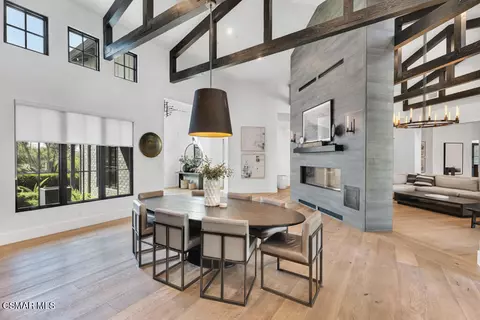 Dining - 3129 Milestone Ave, Simi Valley, CA 93065 photo 5 of 5