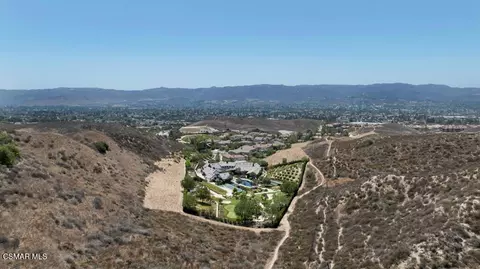 View/Area - 3129 Milestone Ave, Simi Valley, CA 93065 photo 2 of 2