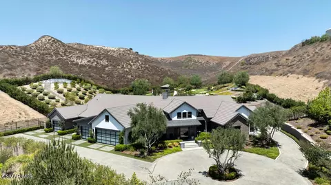 Exterior - 3129 Milestone Ave, Simi Valley, CA 93065 photo 1 of 24