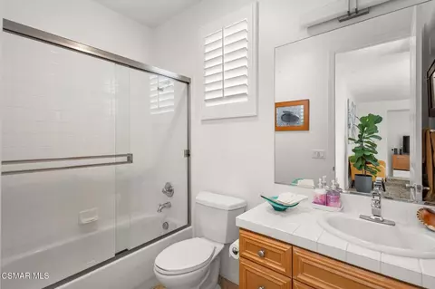 Bath - 1346 Estuary Way, Oxnard, CA 93035 photo 1 of 5
