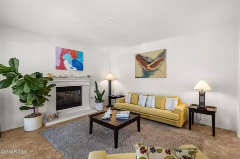 Living - 1346 Estuary Way, Oxnard, CA 93035 photo 1 of 3