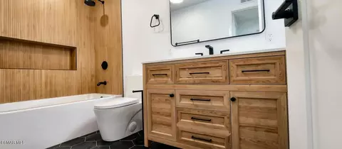 Bath - 4071 Peoria Ave, Simi Valley, CA 93063 photo 2 of 2
